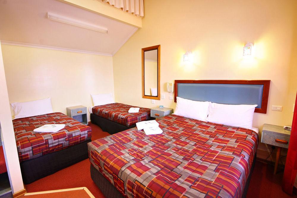 Downs Motel Toowoomba Buitenkant foto