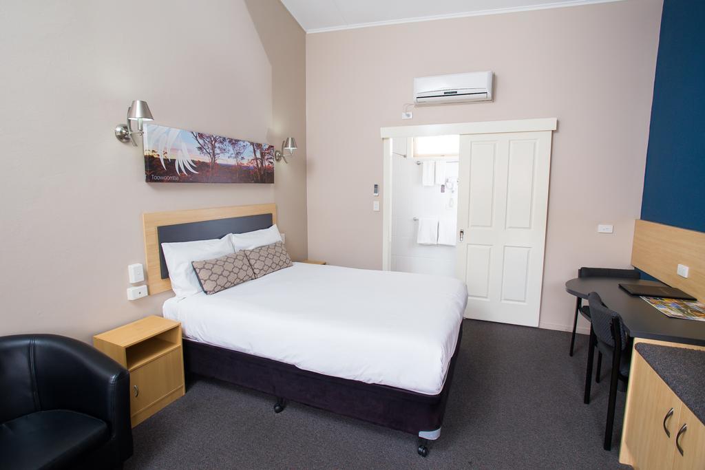 Downs Motel Toowoomba Buitenkant foto