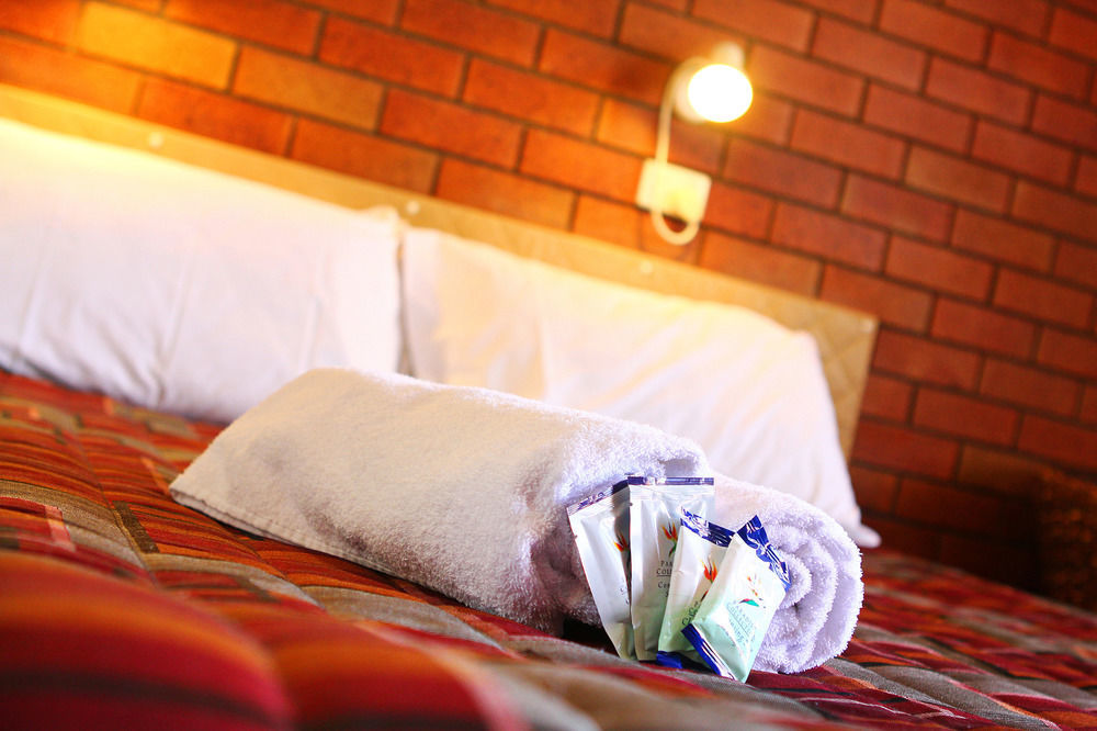 Downs Motel Toowoomba Buitenkant foto