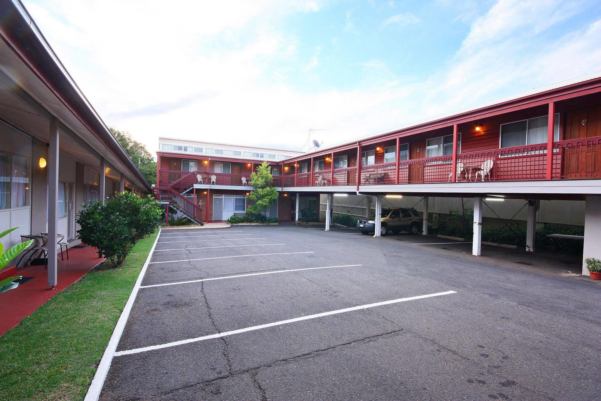 Downs Motel Toowoomba Buitenkant foto