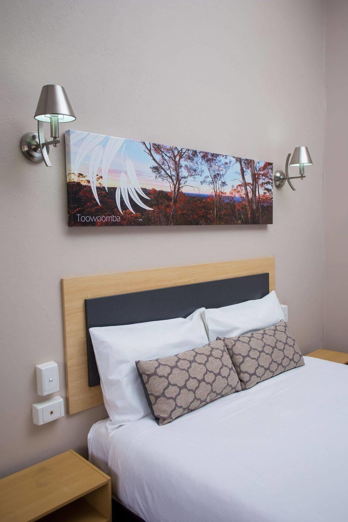 Downs Motel Toowoomba Buitenkant foto