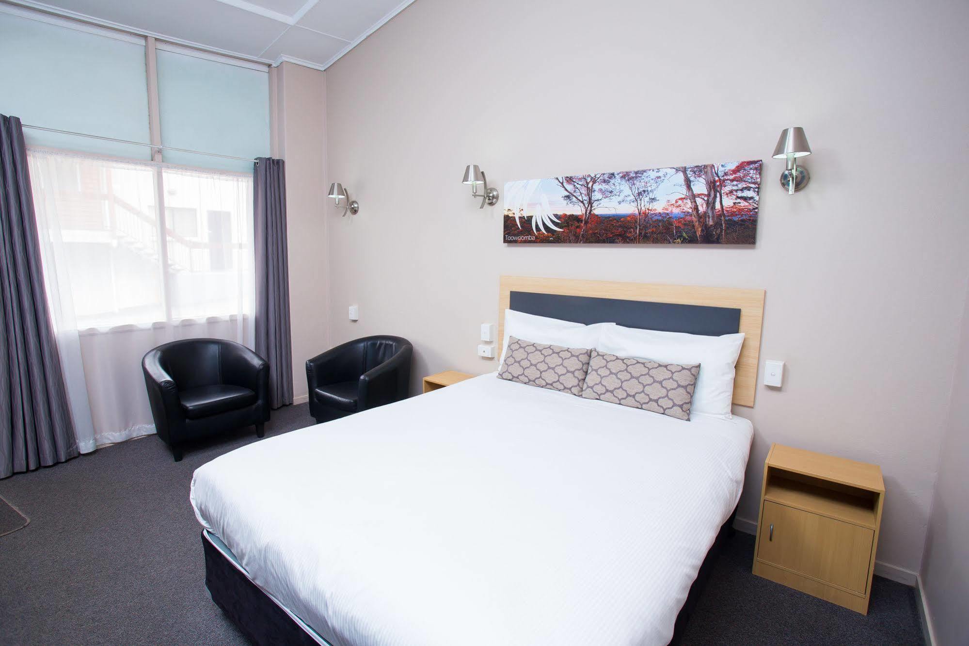 Downs Motel Toowoomba Buitenkant foto