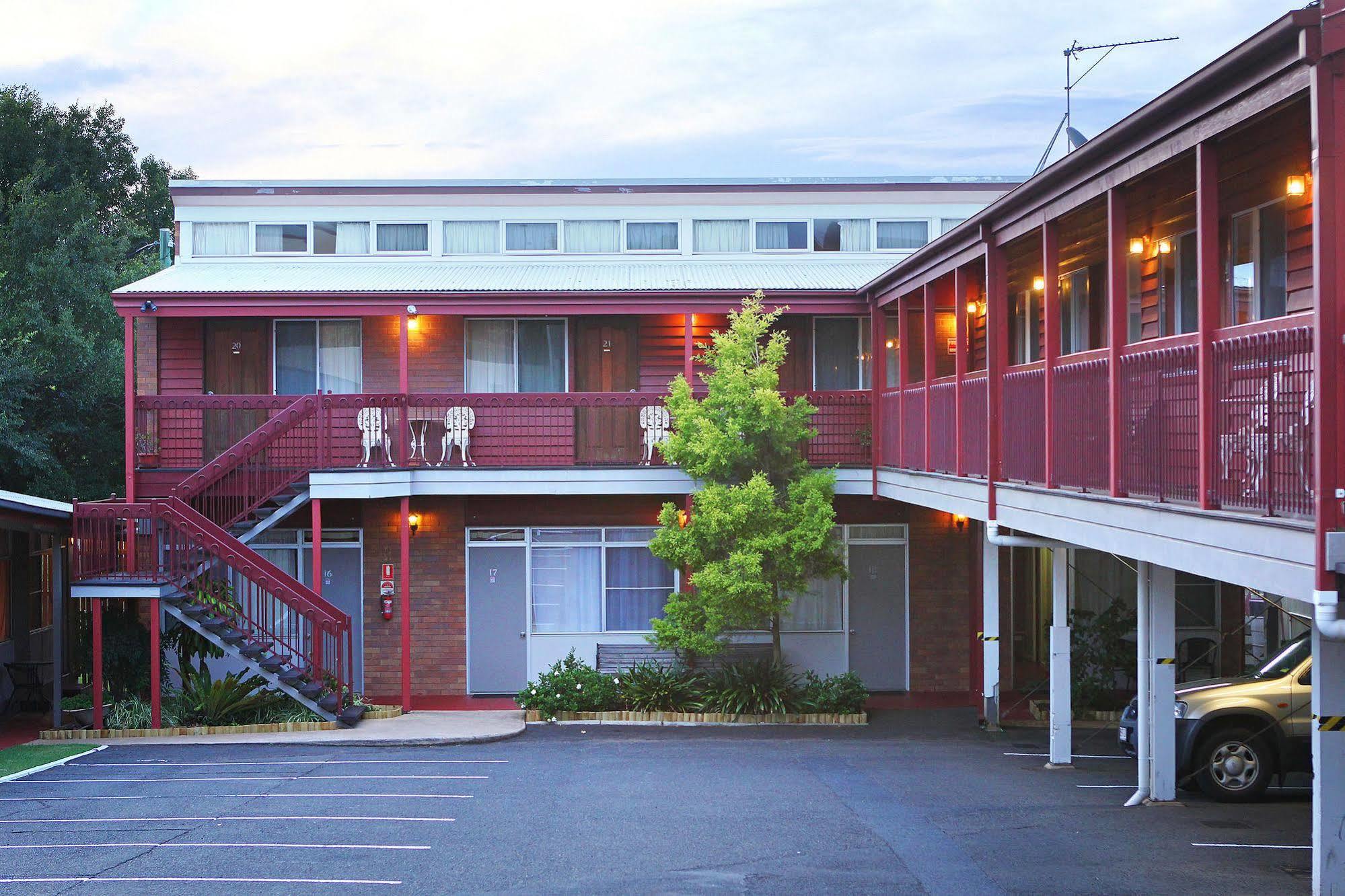 Downs Motel Toowoomba Buitenkant foto