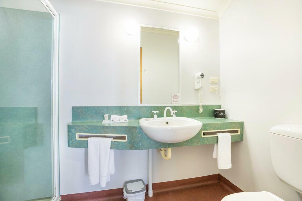 Downs Motel Toowoomba Buitenkant foto